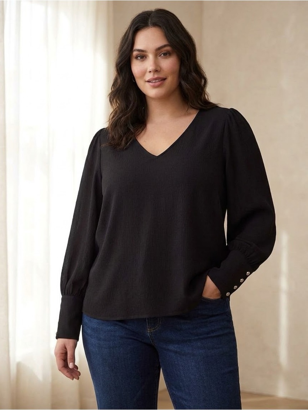 Reitmans Black V-Neck Textured Long Sleeve Blouse